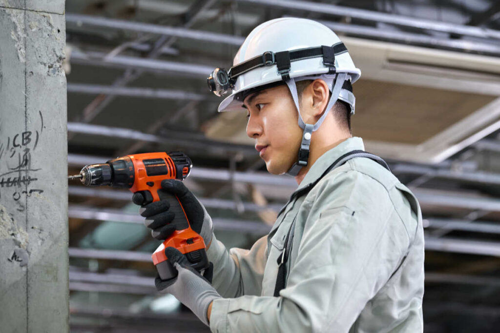 建設現場でのリチウムイオン電池火災に備えるために必要なものとは?